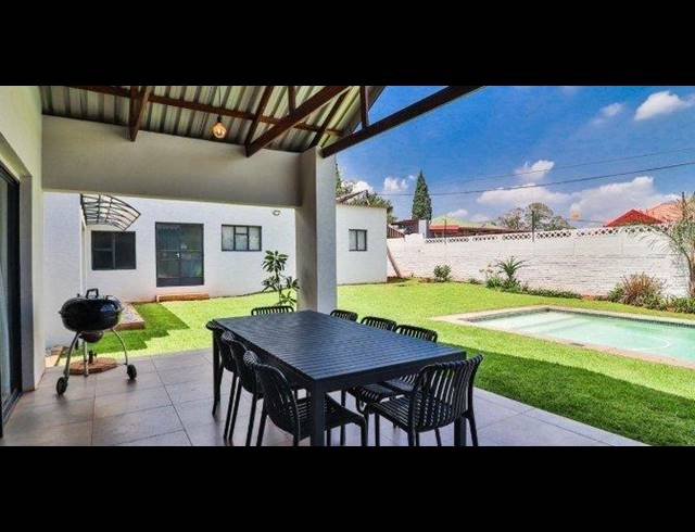 4 BEDROOM HOUSE FOR SALE IN SUNNYRIDGE